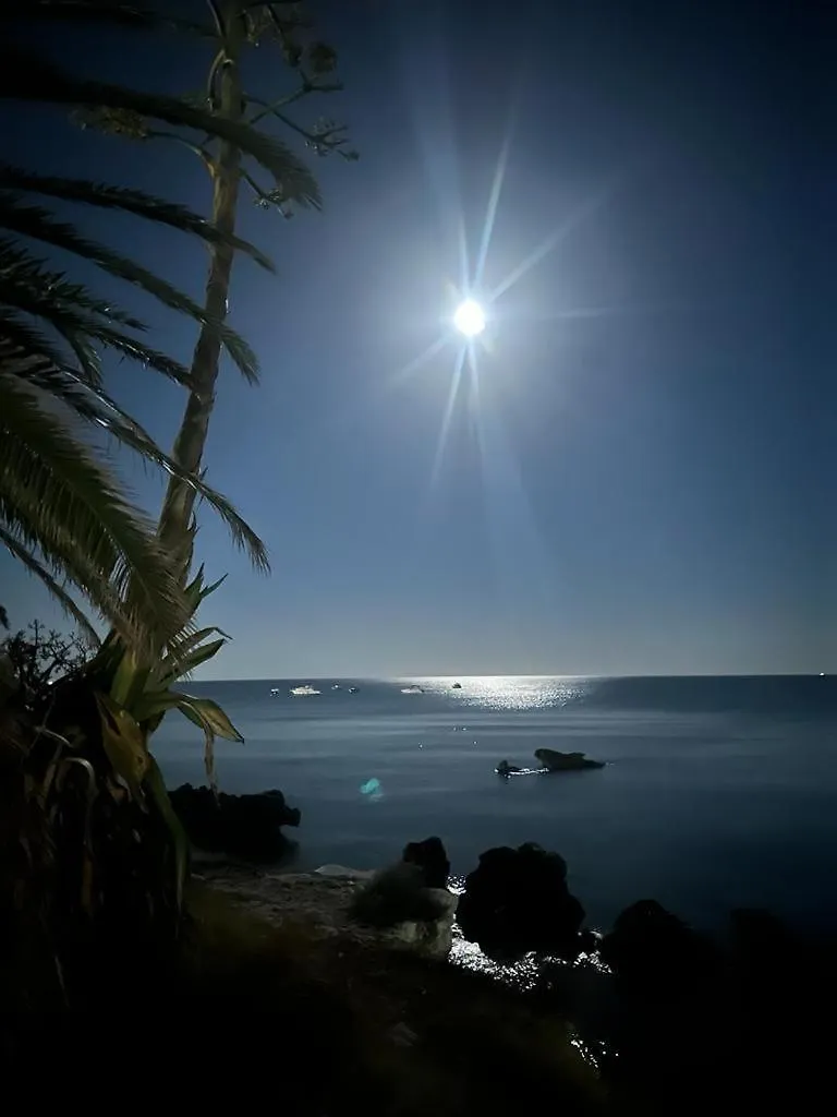 Villa Aurora e Villa Oceano Fontane Bianche Italia