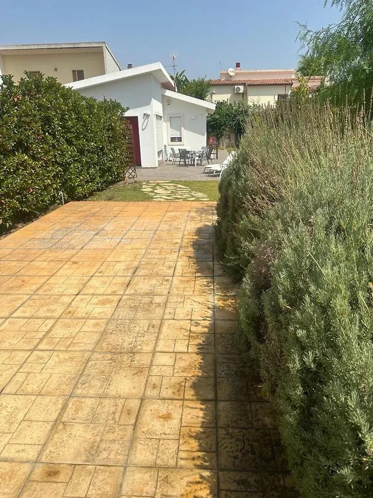 Villa Aurora e Villa Oceano Fontane Bianche 0*,  Italia