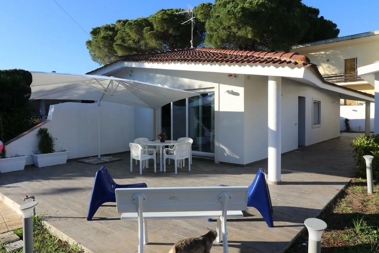 Villa Aurora e Villa Oceano Fontane Bianche 0*,